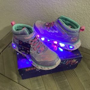 SKECHERS Little Girls Heart Lights Light-Up Adjustable Strap Sneaker Boo…